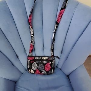 This print ❤ Vera Bradley crossbody